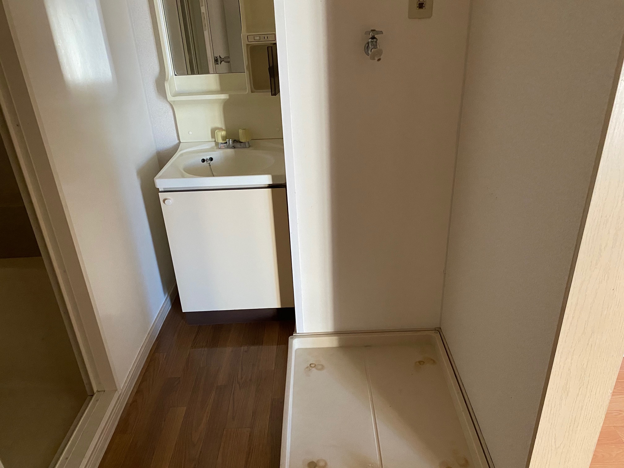 神埼売アパート３棟