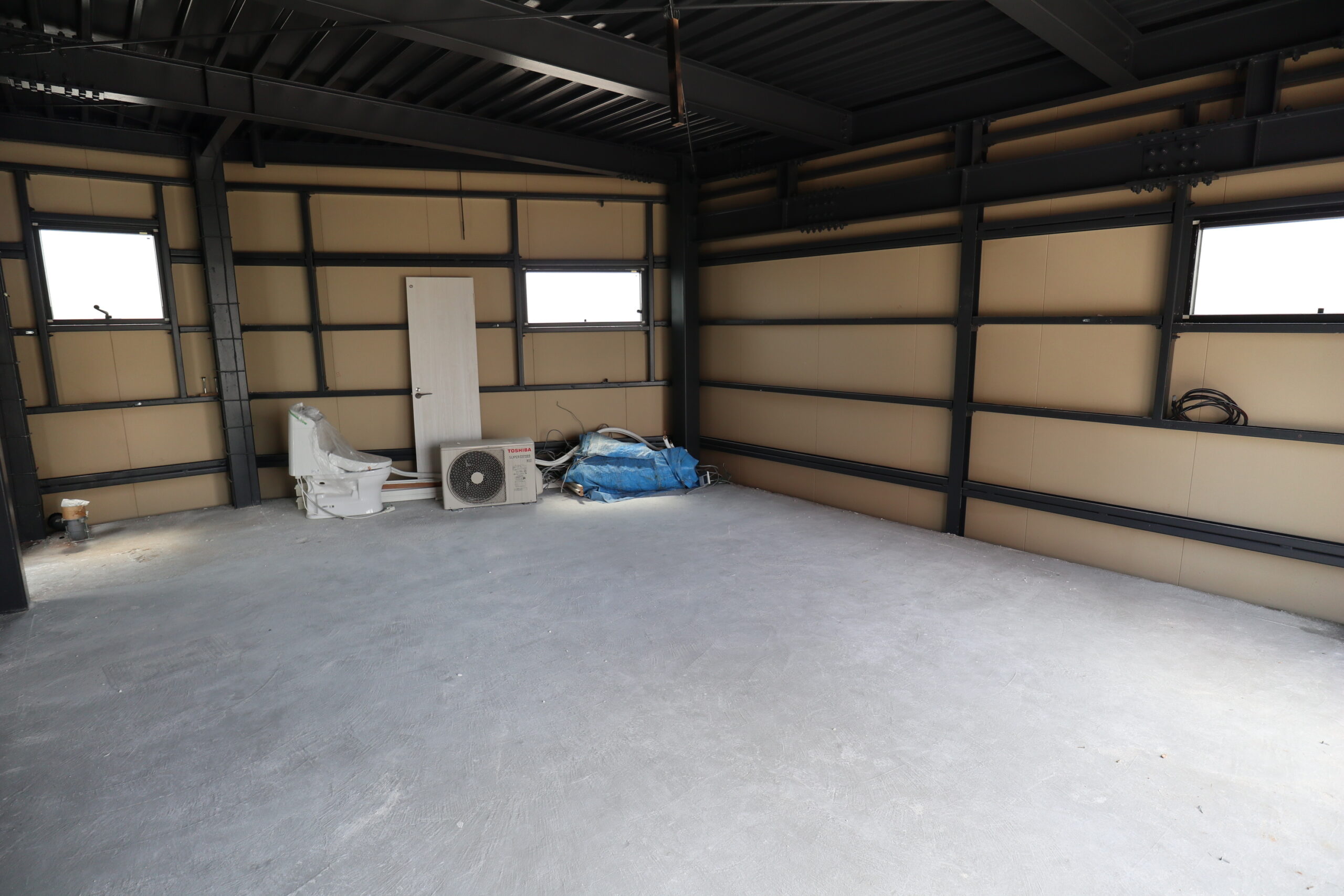 与賀町ビル　３F